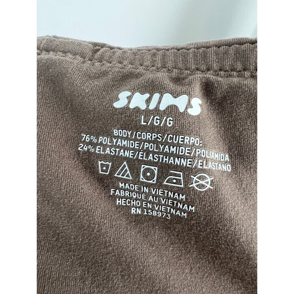 Skims Fits Every Body Fitted Maxi Skirt in Umber Large - Picture 6 of 6